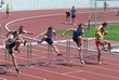 Vondr��ek a Z�potock� na trati 110 m p�ek�ek
